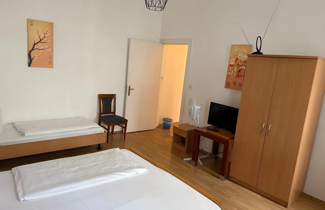 Hotel Messe am Funkturm-1